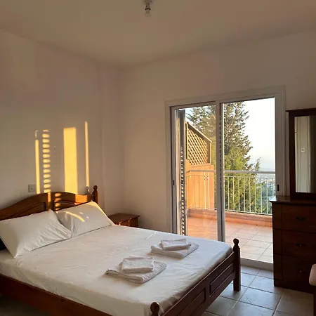 One Bedroom In Tala Paphos