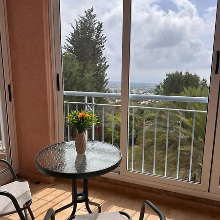 One Bedroom In Tala Paphos