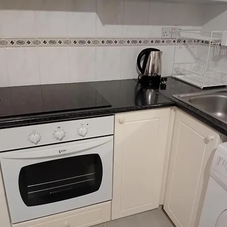 One Bedroom In Tala Apartment *